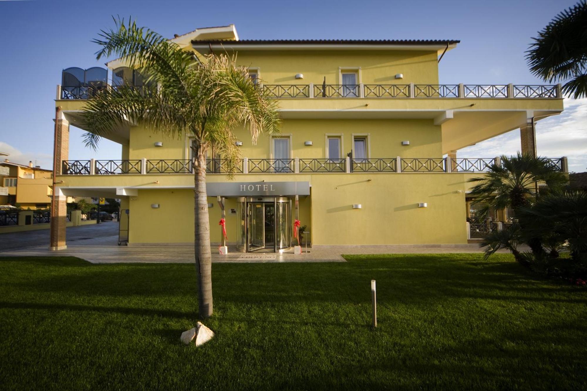 Hotel Villa Tirreno Tarquinia Eksteriør bilde